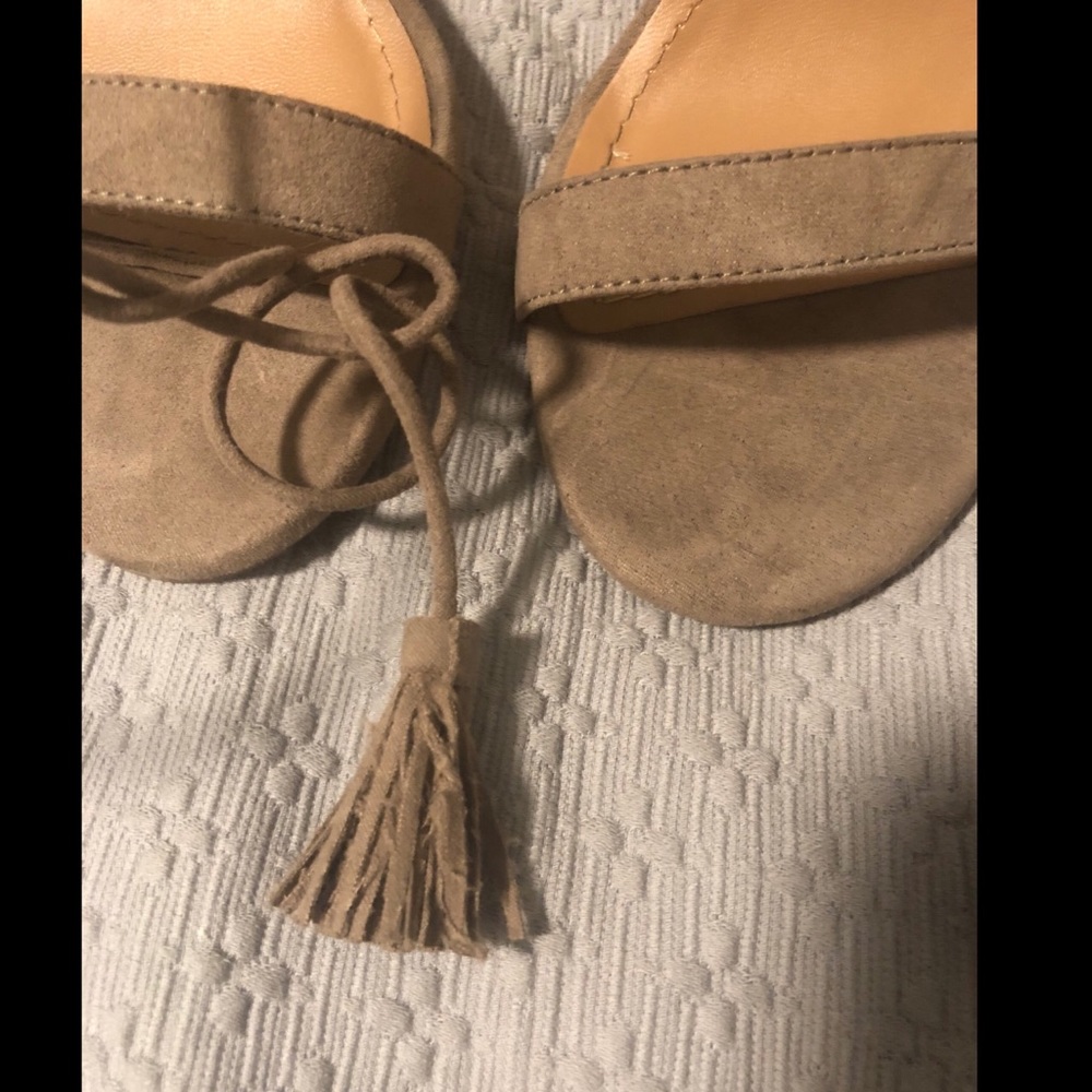 Classy dress heels - Picture 4 of 6